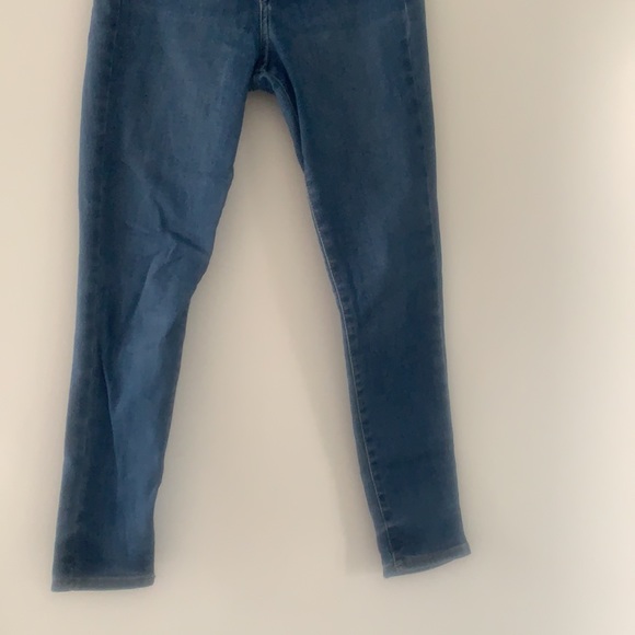 Gap button fly blue jeans - Picture 2 of 3
